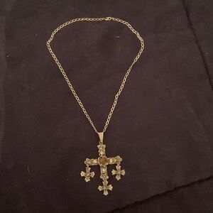 Elegant Gold Cross Pendant Necklace